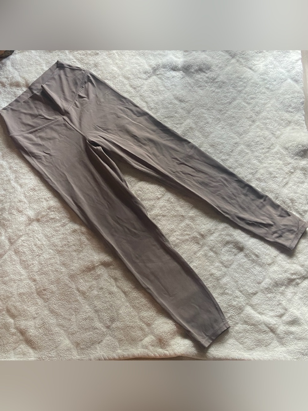 BLOGILATES Neutral Taupe Active Leggings-Size M-Barely Worn 🏋️‍♂️